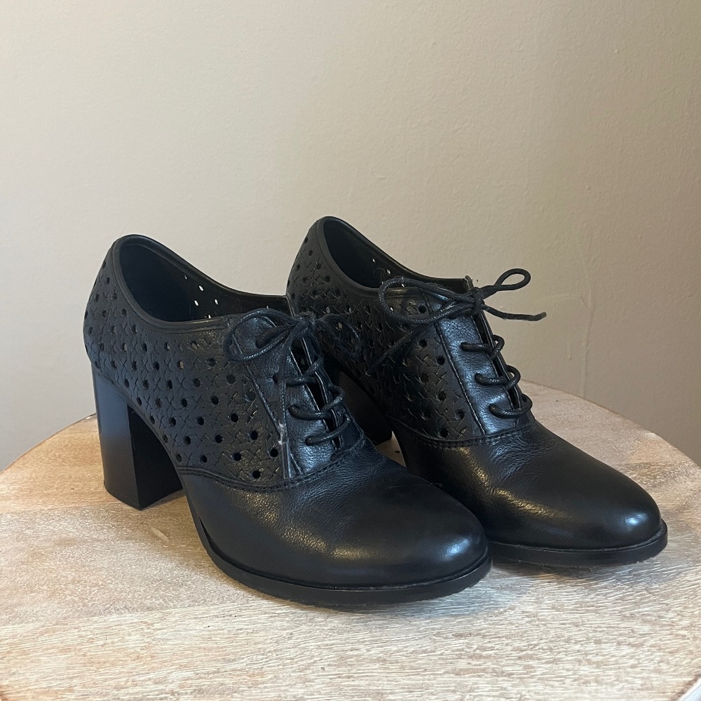 Leather Mary Jane Shoe